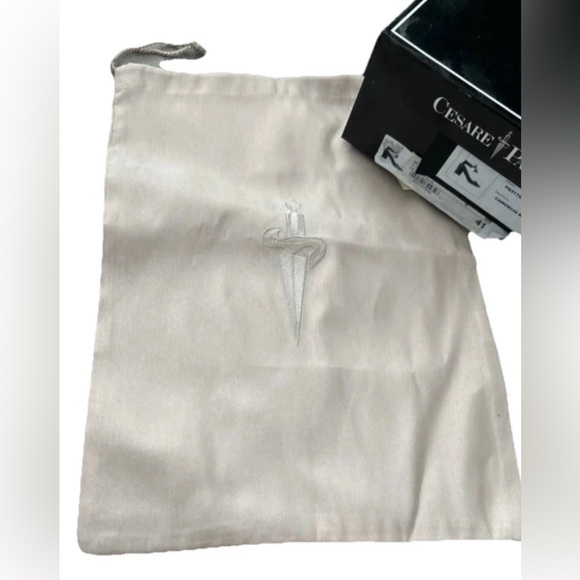 Cesare Paciotti Suede Navy Block Heels with Tie Around Ankle - Picture 7 of 7